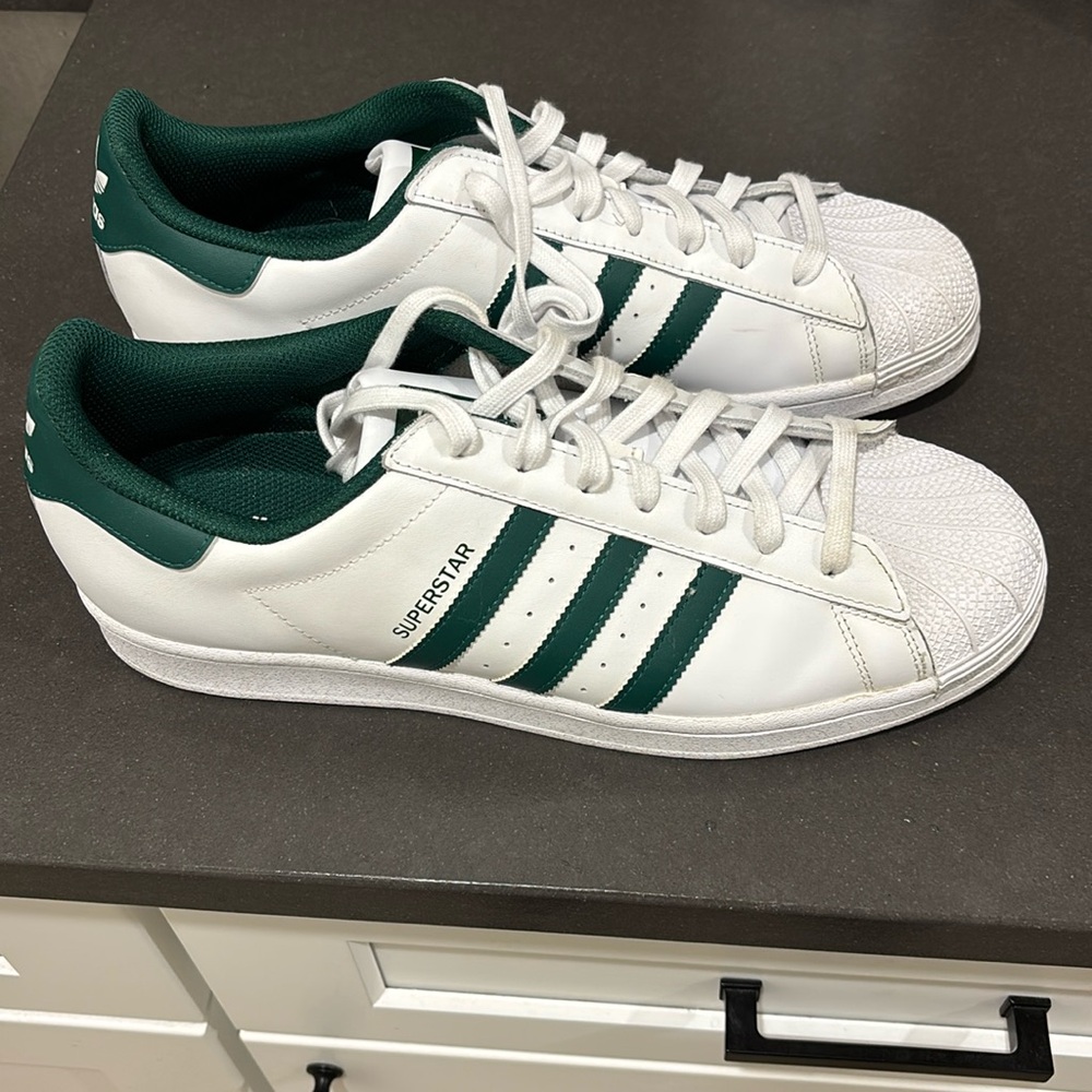 Adidas Superstar